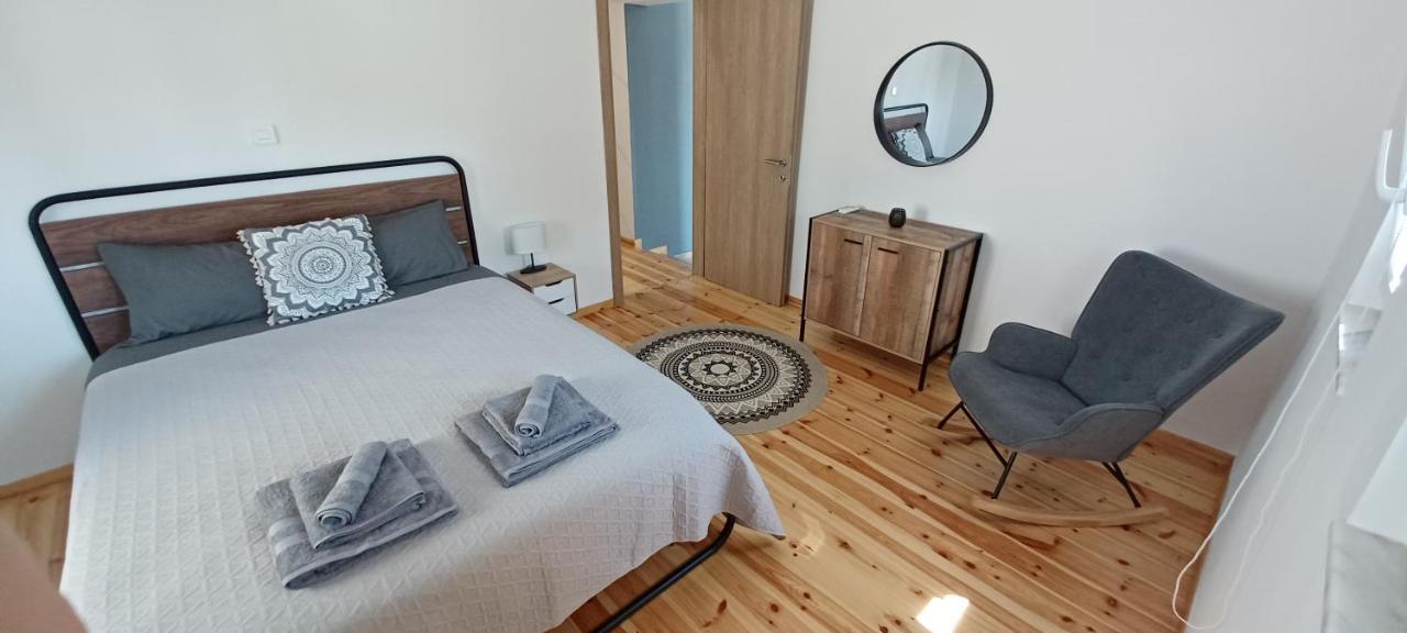 Seaview Luxury Apartment Митилини Экстерьер фото